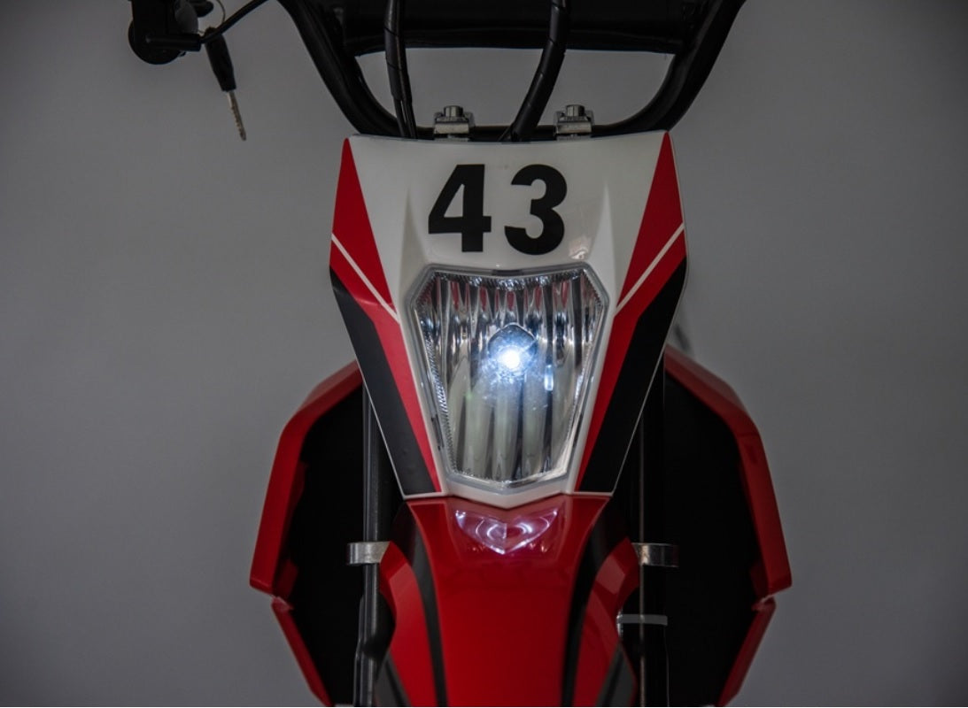 Motocross-Bike mit 36 Volt Elektromotor